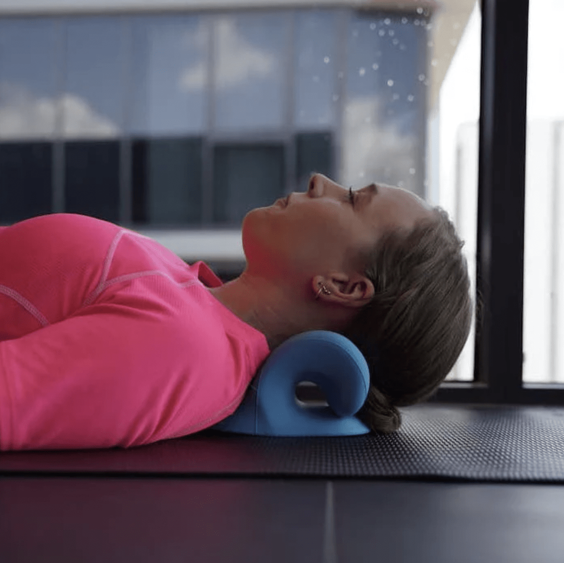 🚀 Neck Cloud™ – Instant Neck Pain Relief & Posture Corrector - GDNA